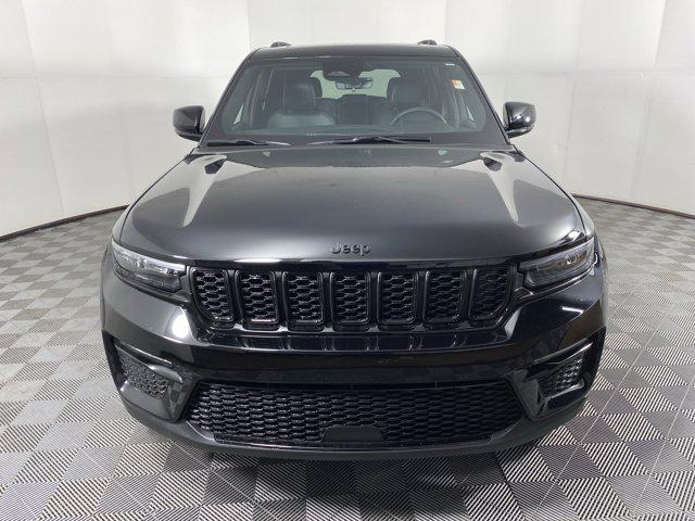 new 2025 Jeep Grand Cherokee car, priced at $45,885