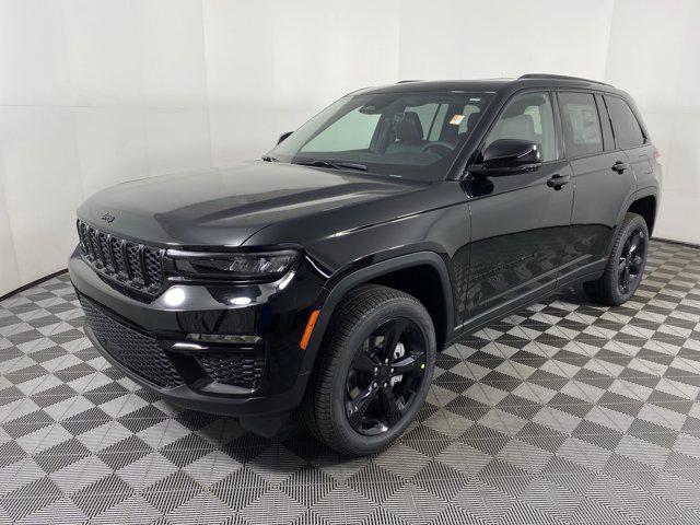 new 2025 Jeep Grand Cherokee car, priced at $45,885