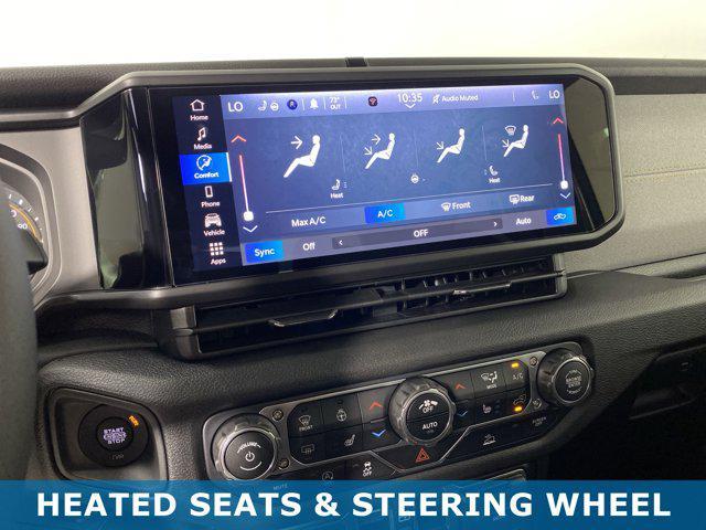 new 2025 Jeep Gladiator car, priced at $44,580