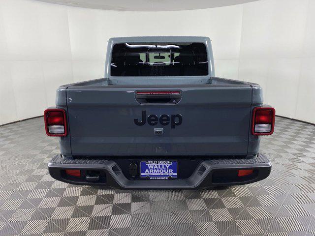 new 2025 Jeep Gladiator car, priced at $39,885