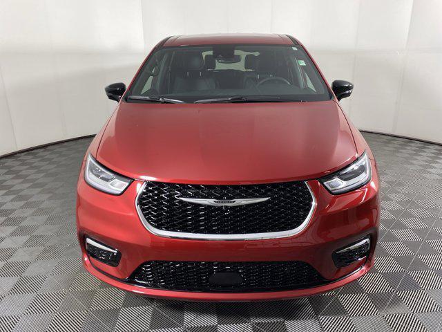new 2026 Chrysler Pacifica car, priced at $49,910