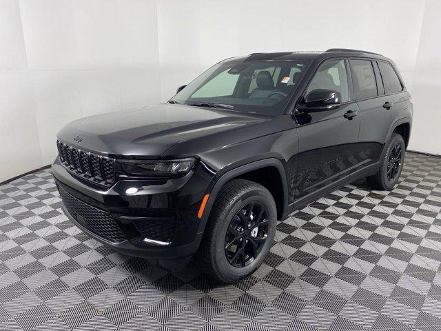 new 2025 Jeep Grand Cherokee car, priced at $40,615