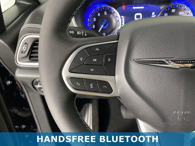 new 2025 Chrysler Pacifica car, priced at $40,982
