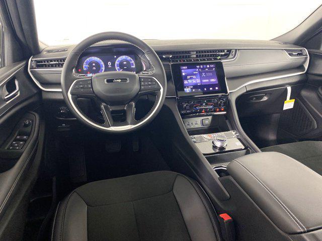 new 2025 Jeep Grand Cherokee L car, priced at $45,072