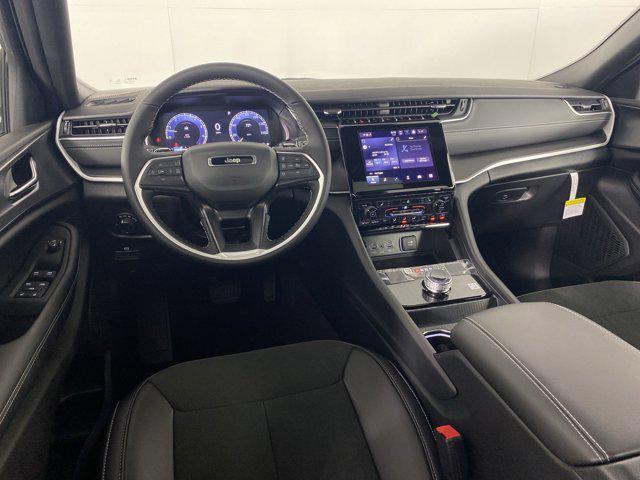 new 2025 Jeep Grand Cherokee L car, priced at $43,572