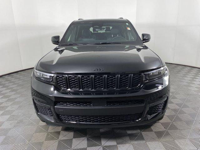 new 2025 Jeep Grand Cherokee L car, priced at $45,072
