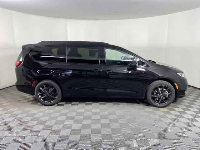 new 2026 Chrysler Pacifica car, priced at $56,810