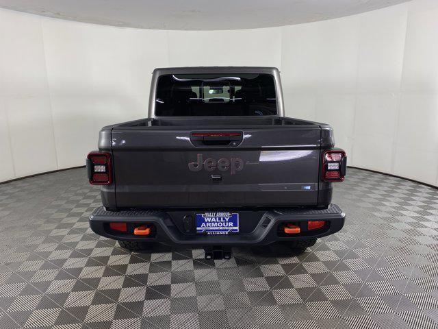 new 2025 Jeep Gladiator car, priced at $48,677