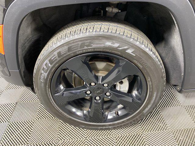 used 2022 Jeep Grand Cherokee car, priced at $32,500