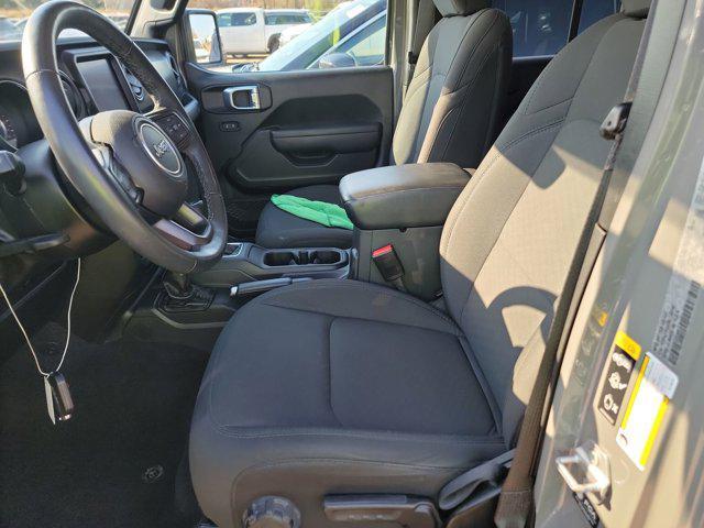 used 2022 Jeep Gladiator car, priced at $34,400