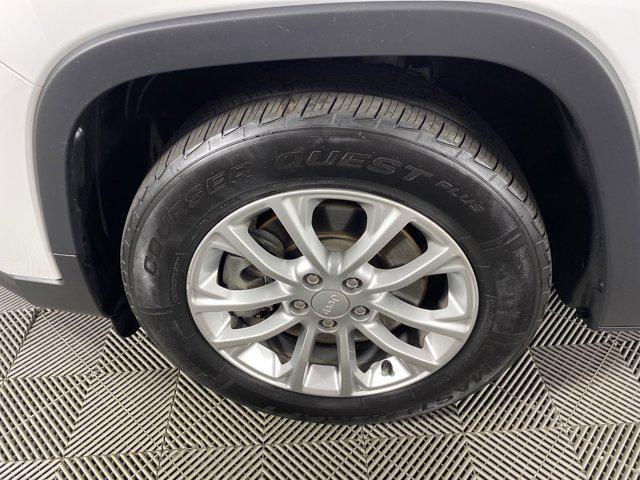 used 2019 Jeep Cherokee car, priced at $13,600