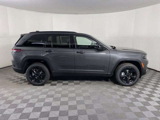 new 2025 Jeep Grand Cherokee car, priced at $46,311