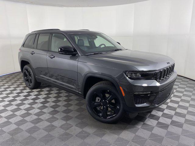 new 2025 Jeep Grand Cherokee car, priced at $46,311