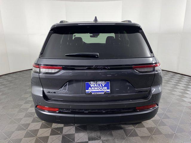 new 2025 Jeep Grand Cherokee car, priced at $46,311