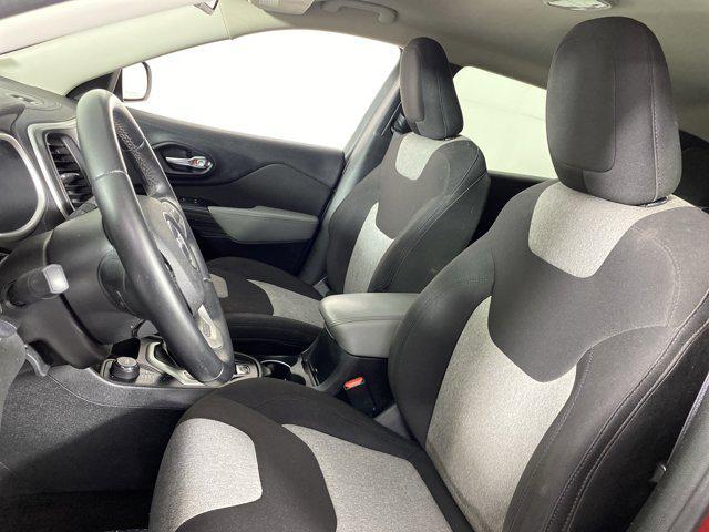 used 2014 Jeep Cherokee car, priced at $9,300