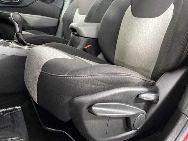 used 2014 Jeep Cherokee car, priced at $9,300