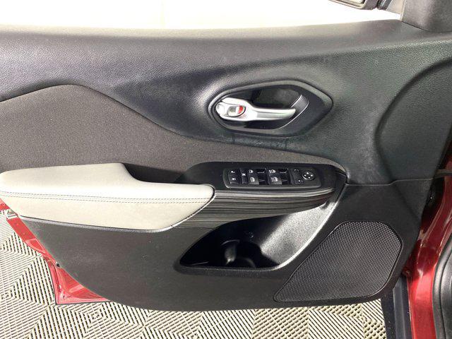 used 2014 Jeep Cherokee car, priced at $9,300