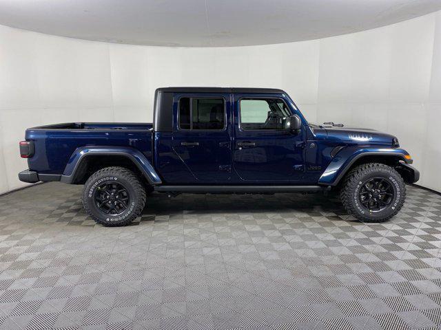 new 2025 Jeep Gladiator car, priced at $48,504