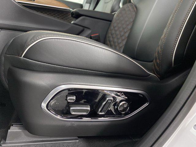 new 2025 Jeep Grand Cherokee L car, priced at $66,583