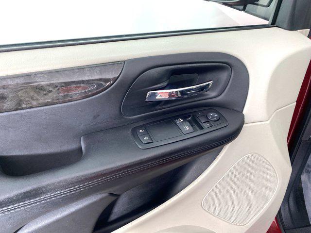 used 2014 Dodge Grand Caravan car, priced at $10,700