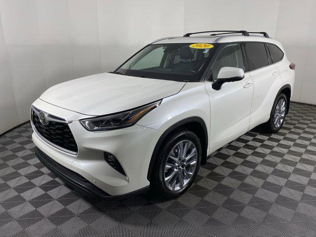 used 2020 Toyota Highlander car, priced at $30,900