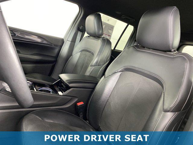 used 2022 Jeep Grand Cherokee car, priced at $32,300