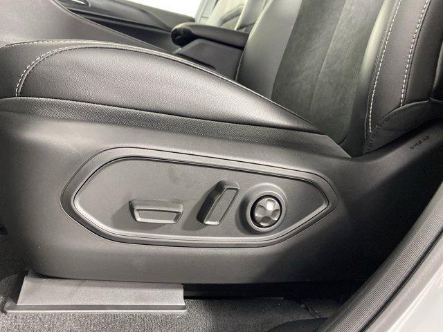 new 2025 Jeep Grand Cherokee L car, priced at $44,045