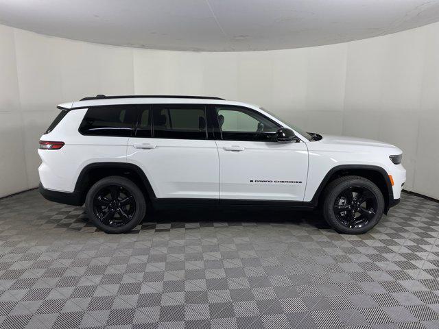 new 2025 Jeep Grand Cherokee L car, priced at $44,045