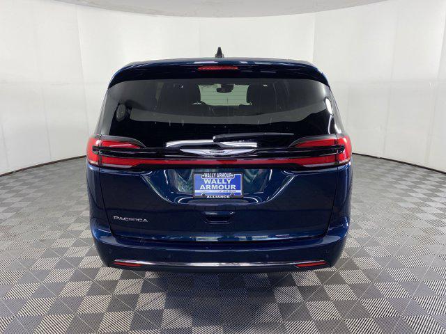 new 2025 Chrysler Pacifica car, priced at $46,220