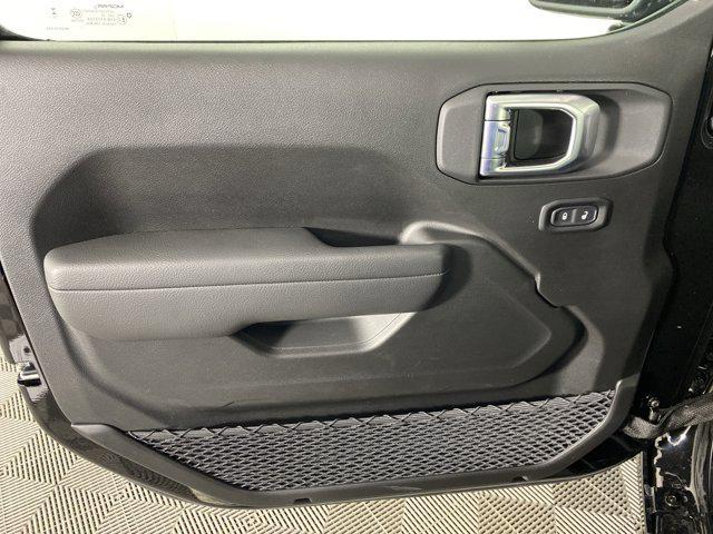 new 2026 Jeep Wrangler car, priced at $42,672