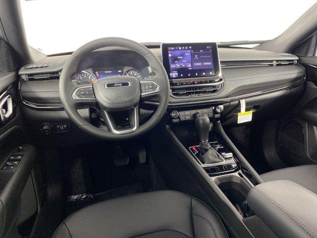 new 2025 Jeep Compass car, priced at $28,938