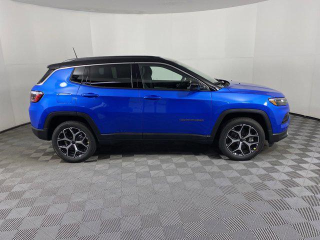 new 2025 Jeep Compass car, priced at $30,435