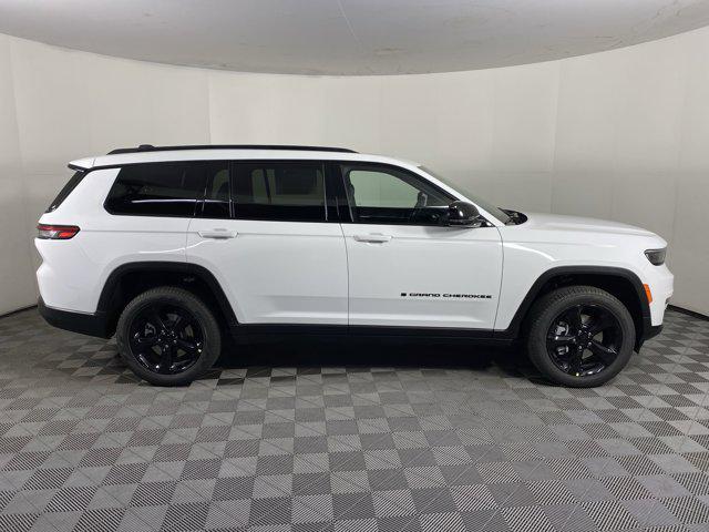 new 2025 Jeep Grand Cherokee L car, priced at $49,273