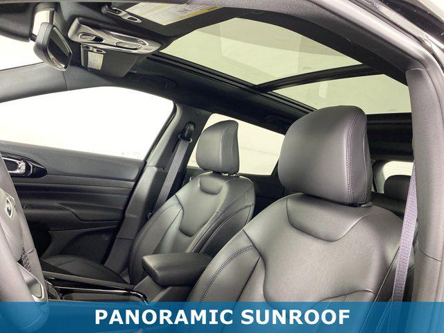 new 2025 Jeep Compass car, priced at $37,330