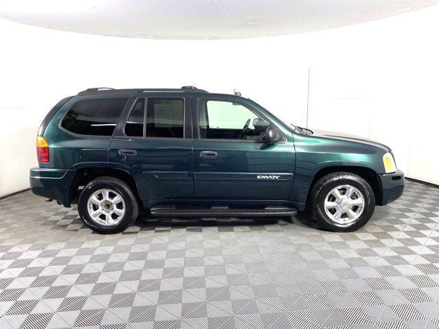 used 2005 GMC Envoy car, priced at $3,988