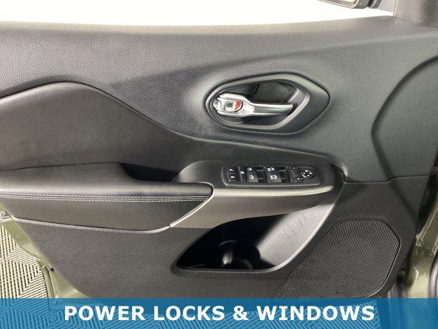 used 2019 Jeep Cherokee car, priced at $10,900