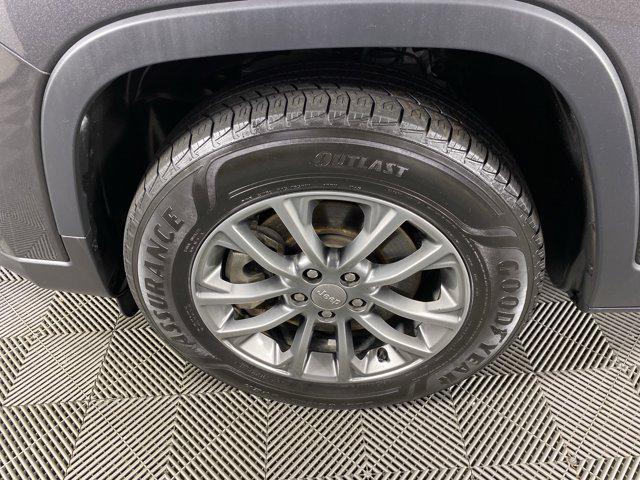 used 2021 Jeep Cherokee car, priced at $16,000
