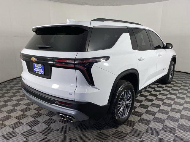 used 2024 Chevrolet Traverse car, priced at $40,600