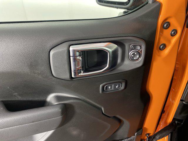 new 2025 Jeep Wrangler car, priced at $47,984