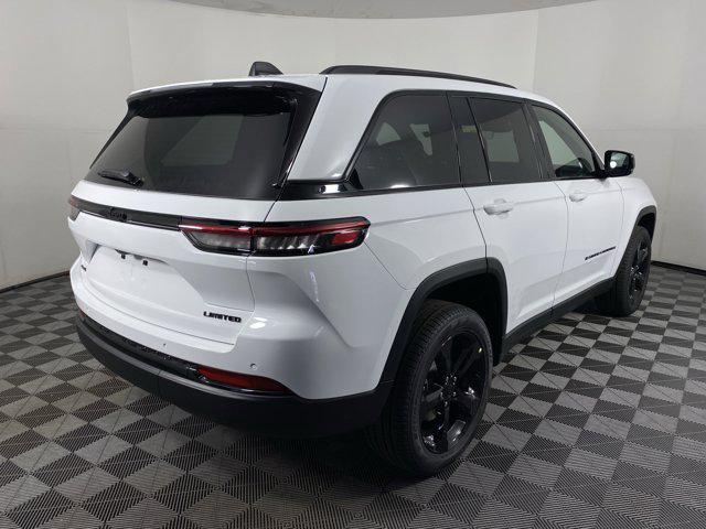 new 2025 Jeep Grand Cherokee car, priced at $45,376