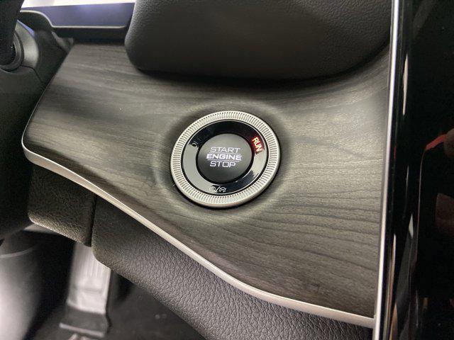 new 2025 Jeep Grand Cherokee car, priced at $43,605