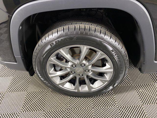 used 2020 Jeep Cherokee car, priced at $15,250