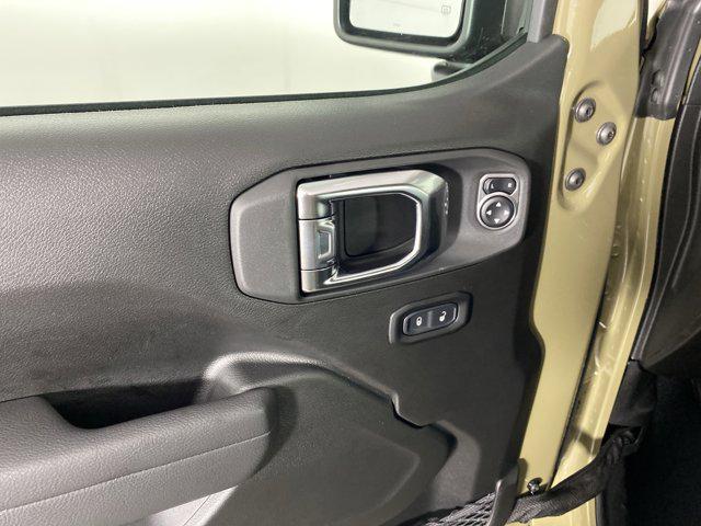 new 2025 Jeep Gladiator car, priced at $45,325