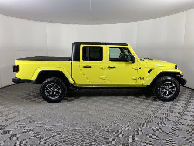used 2024 Jeep Gladiator car, priced at $37,500