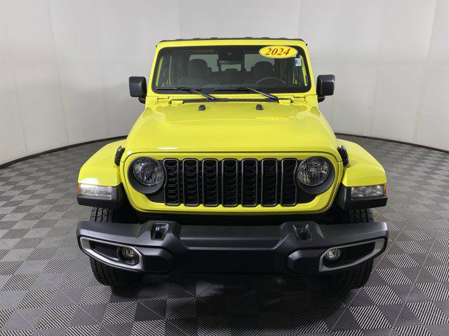 used 2024 Jeep Gladiator car, priced at $37,500