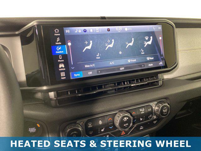 new 2025 Jeep Wrangler car, priced at $43,804