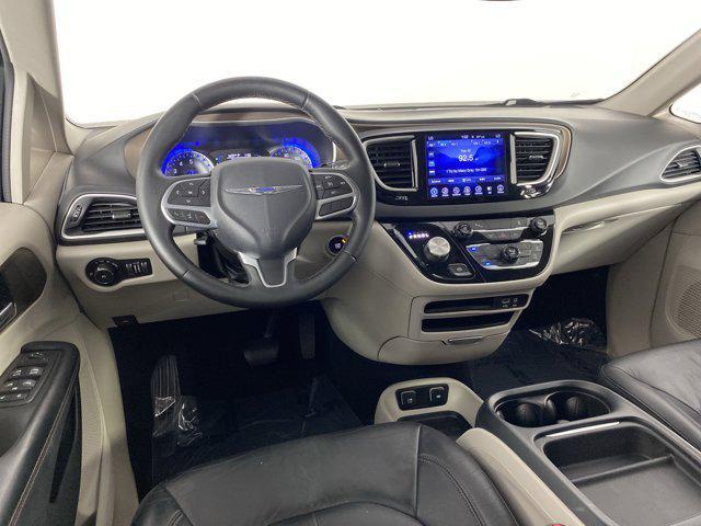 used 2017 Chrysler Pacifica car, priced at $9,988