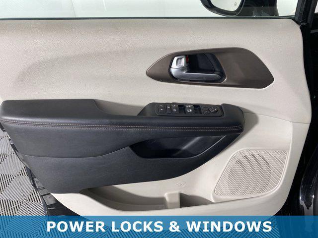 used 2017 Chrysler Pacifica car, priced at $9,988
