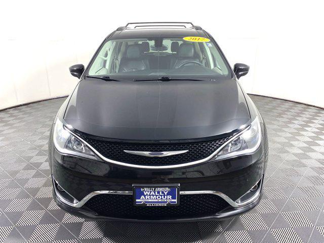 used 2017 Chrysler Pacifica car, priced at $9,988