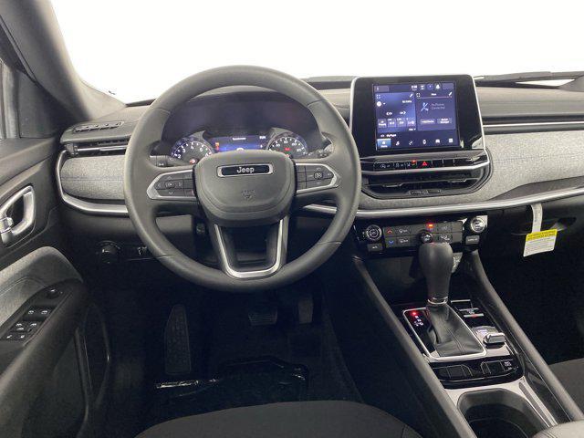 new 2025 Jeep Compass car, priced at $29,090